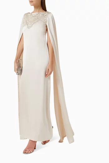 فستان كايلو طويل مطرز بالكريستال