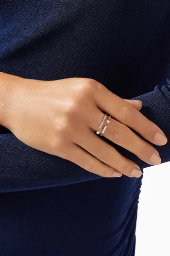 Barq Diamond Ring in 18kt White Gold