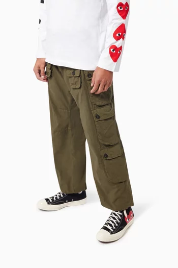 سنيكرز تشاك 70 قنب فوق الكاحل بلاي باي كوم دي غارسون × كونفرس