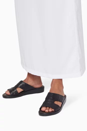 حذاء مفتوح ويسترن أركا جلد نعام أسود