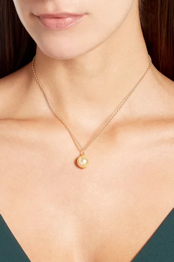 Gold Pearl Pendant Necklace 