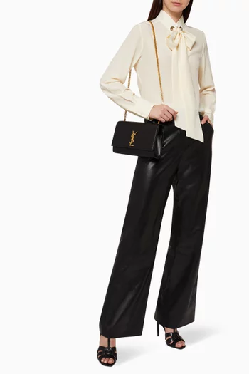 Medium Kate in Grain de Poudre Embossed Leather