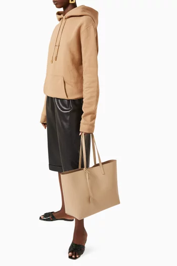 Medium E/W Shopping Bag in Supple Leather