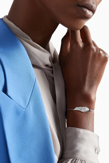 سوار وينجز ريفلكشن وينتر ذهب أبيض عيار 18 مرصع بالماس ومطلي بالمينا