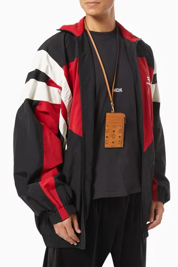 حافظة بطاقات بحمالة ونقشة فيزيتوس بشعار الماركة