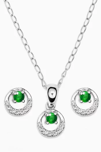 Classic Diamond Set with Emerald in 18kt White Gold   