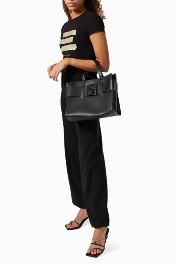 حقيبة يد بحلية معدنية كبيرة بشعار AX