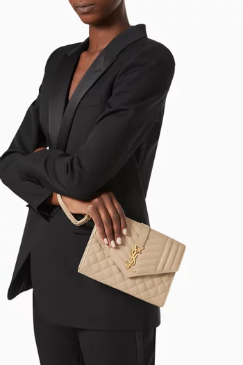 حقيبة جلد حبيبي بتصميم مبطن بنقشات متنوعة