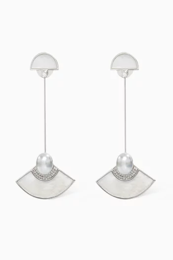 Muse Pearl Hanging Earrings with Diamonds in 18kt White Gold   