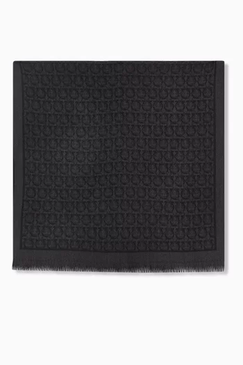 Gancini Scarf in Wool    