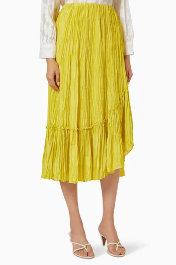 تنورة حرير مجعد بطبقات متعددة وتصميم مقسم لأجزاء