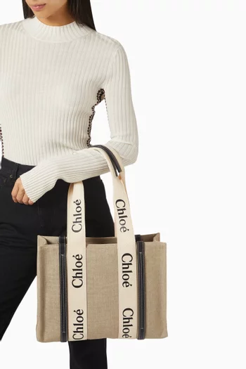 Medium Woody Tote Bag in Canvas