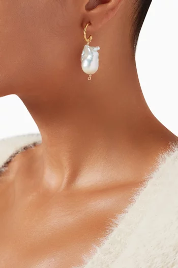 The Lion and the Baroque Single Earring in 24kt Gold-plated Bronze
