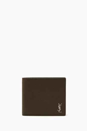 محفظة إيست/ويست جلد بحروف الماركة بتصميم صغير
