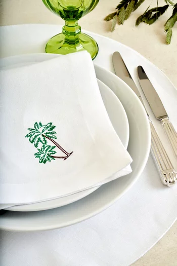 Botanical Embroidered Napkins in Linen, Set of 4