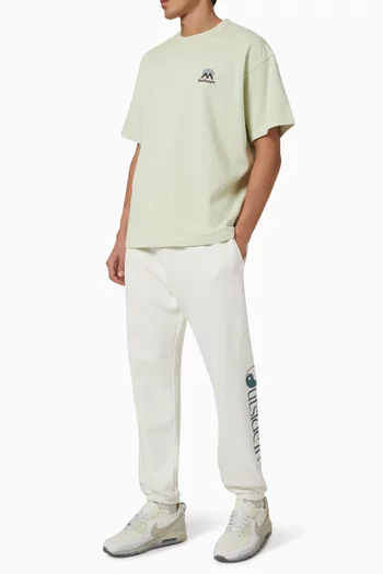 Outdoors Printed T-shirt in Heavy-jersey