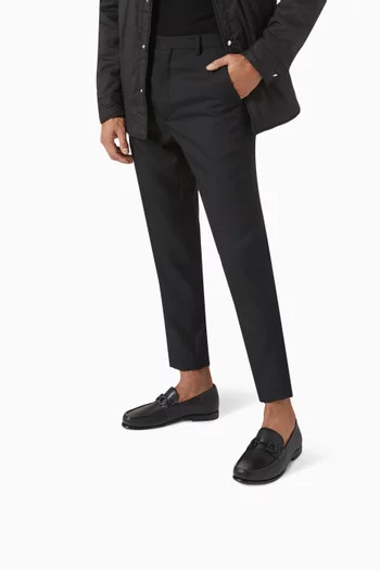 حذاء موكاسين مزين بحلية جانشيني جلد