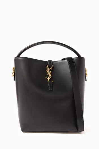 Le 37 Bucket Bag in Leather