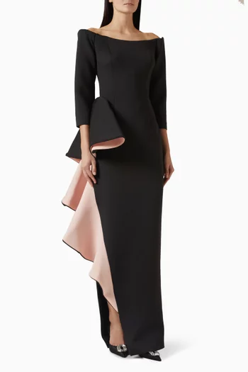 فستان سهرة بأكتاف مكشوفة وتصميم بلونين