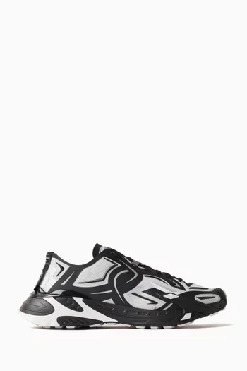 Fast in Maglina Panelled Sneakers in Nylon