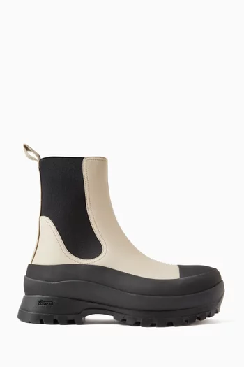 Trace Sports Chelsea Boots in Vegan Leather