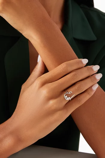 Arabic Initial Trio Sparkle Diamond Ringin 18kt White Gold