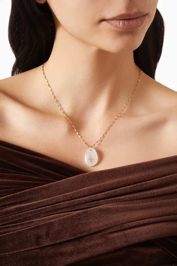 قلادة غايا إن 1 مرصعة بماس وحجر القمر ذهب عيار 14