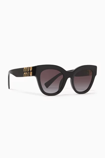 Cat-eye Sunglasses in Acetate