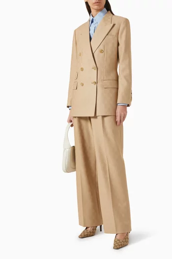 جاكيت بصفي أزرار صوف جاكار بشعار حرفي GG