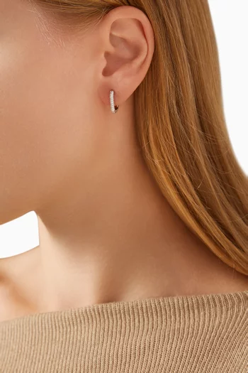 أقراط هاجي بتصميم حلقة سلسلة مرصعة بأحجار بافيه نحاس مطلي بالروديوم