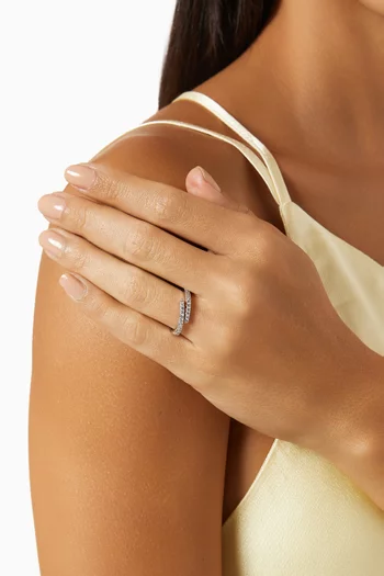 خاتم ملفوف مرصع بأحجار بافيه نحاس مطلي بلون فضي