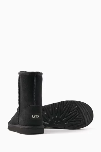 حذاء بوت كلاسيك قصير للغاية شمواه