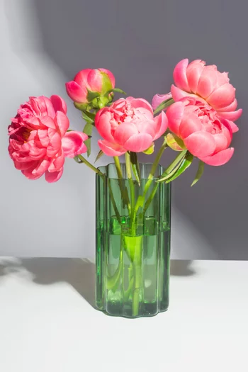 Wave Vase in Glass
