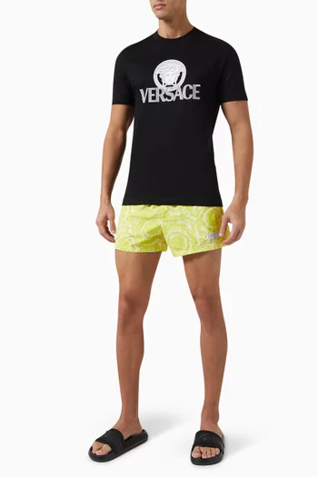 تي شيرت بشعار الماركة جيرسيه