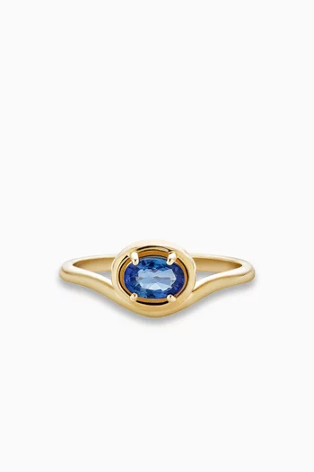 Oval Sapphire Ring in 10kt Gold