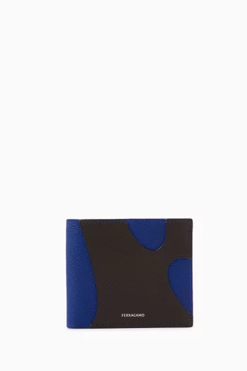 Cut-out Wallet in Leather