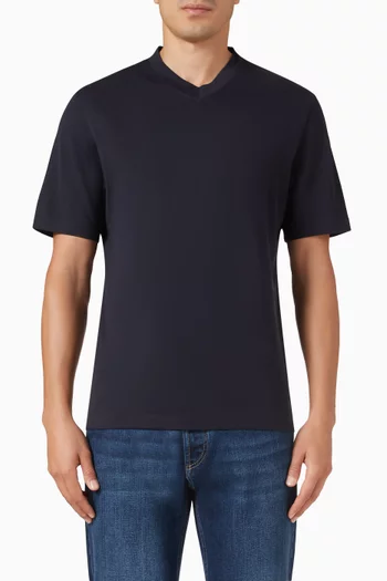 V-neck T-shirt in Cotton