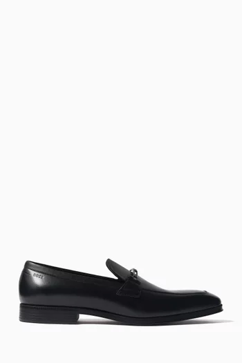 Theon Loafers in Leather