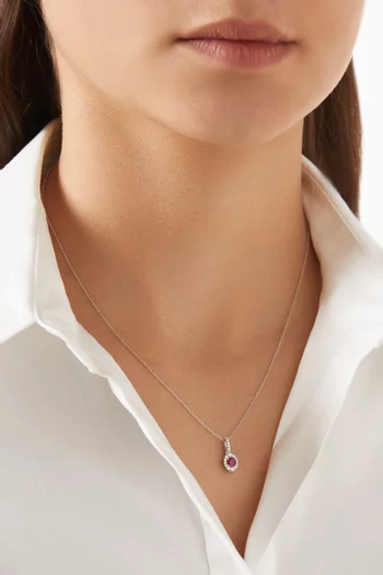 قلادة ديانا ميني مرصعة بالماس والياقوت الأحمر ذهب أبيض عيار 18