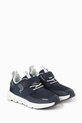 Cloud Play Sneakers in Mesh