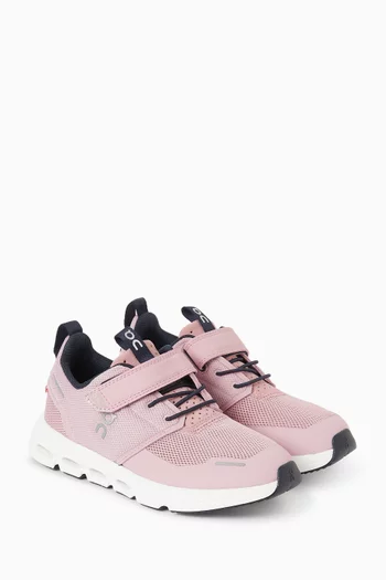 Cloud Play Sneakers in Mesh