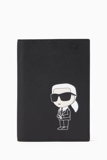 K/Ikonik Passport Case in Leather