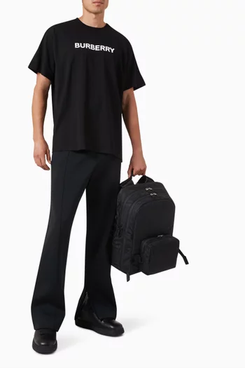 تي شيرت بطبعة شعار الماركة قطن