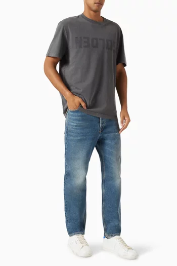 بنطال جينز بقصة ضيقة دينم