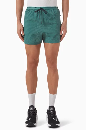 شورت للجري بتقنية Dri-FIT ADV