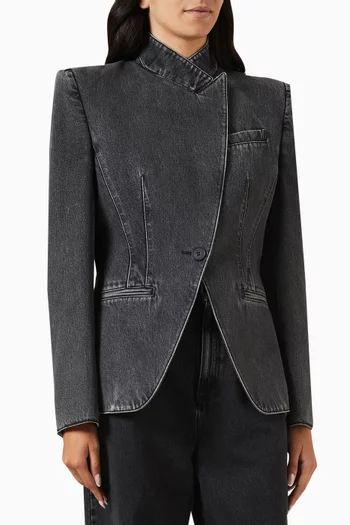 جاكيت بتصميم ملفوف مقسم لأجزاء دينم