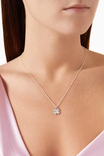 Cara Clover Pendant Necklace in Sterling Silver