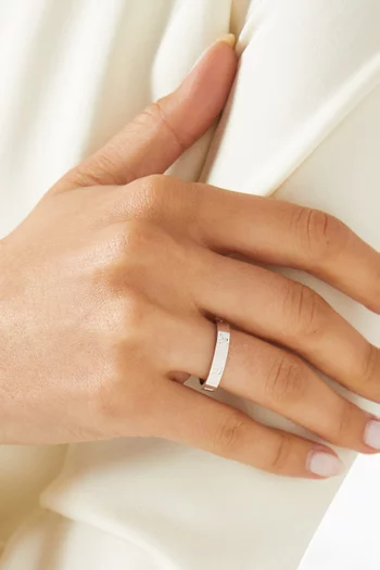B.zero1 Essential Ring in 18kt White Gold