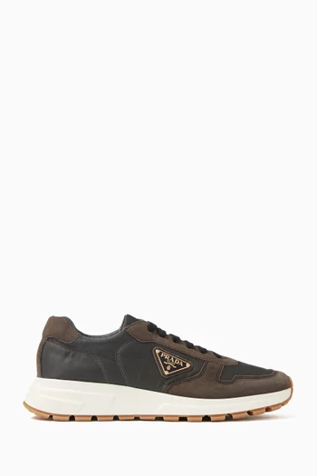 Mens shoes prada store