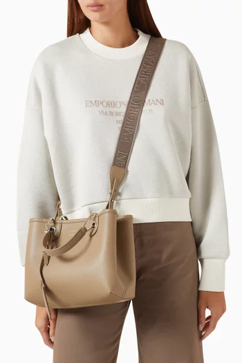 حقيبة يد صغيرة بشعار الماركة جلد صناعي